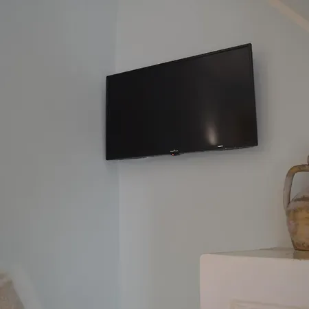 Geometric Donna Giulia