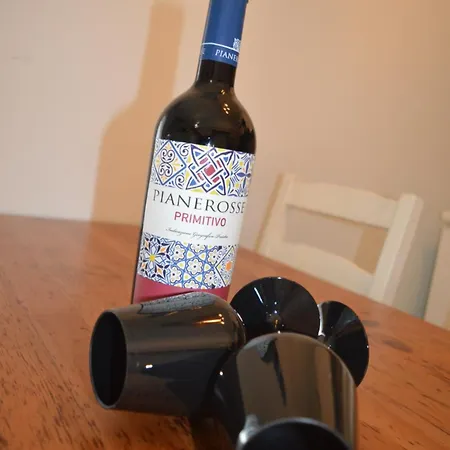 Geometric Donna Giulia Πανσιόν