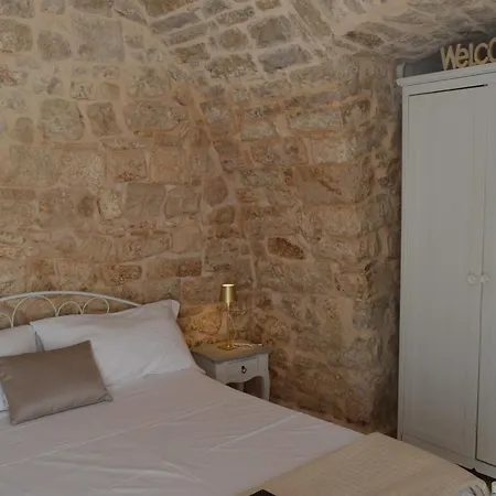 Geometric Donna Giulia Pensjonat 3*