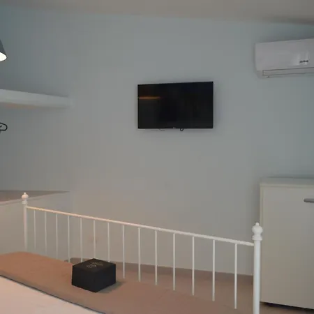 Pensjonat Geometric Donna Giulia 3*