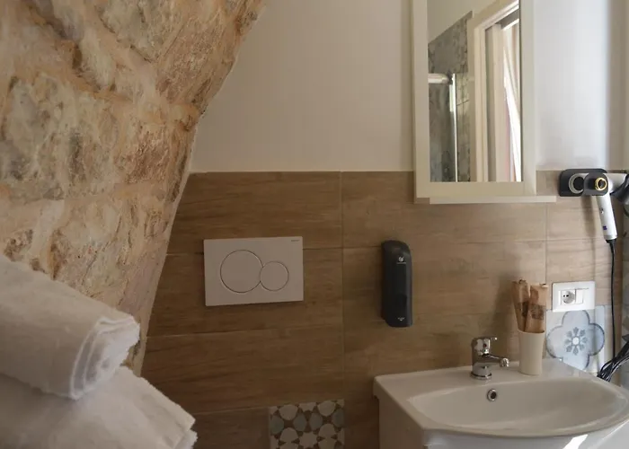 Geometric Donna Giulia 3*