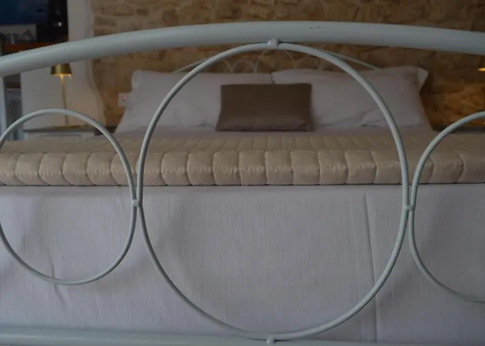 Geometric Donna Giulia 3*