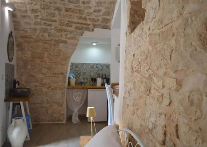 Gasthuis Geometric Donna Giulia 3*